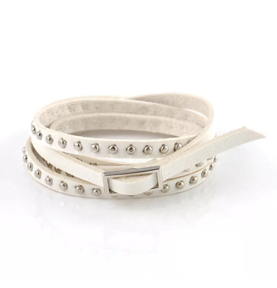 Studded cuff clearance